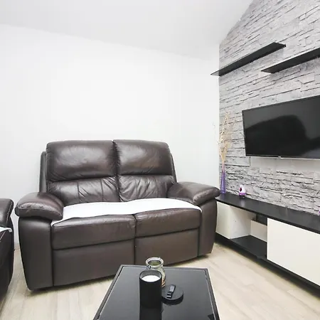 Modern 3 Bedroom Apartment - Ae1559 Apartment Zadar