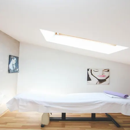 Modern 3 Bedroom Apartment - Ae1559 Apartment