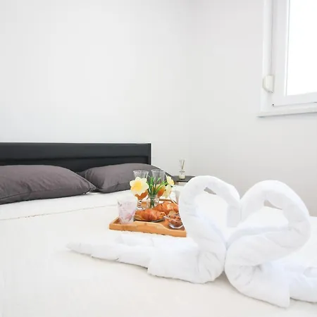 Lägenhet Modern 3 Bedroom Apartment - Ae1559 *